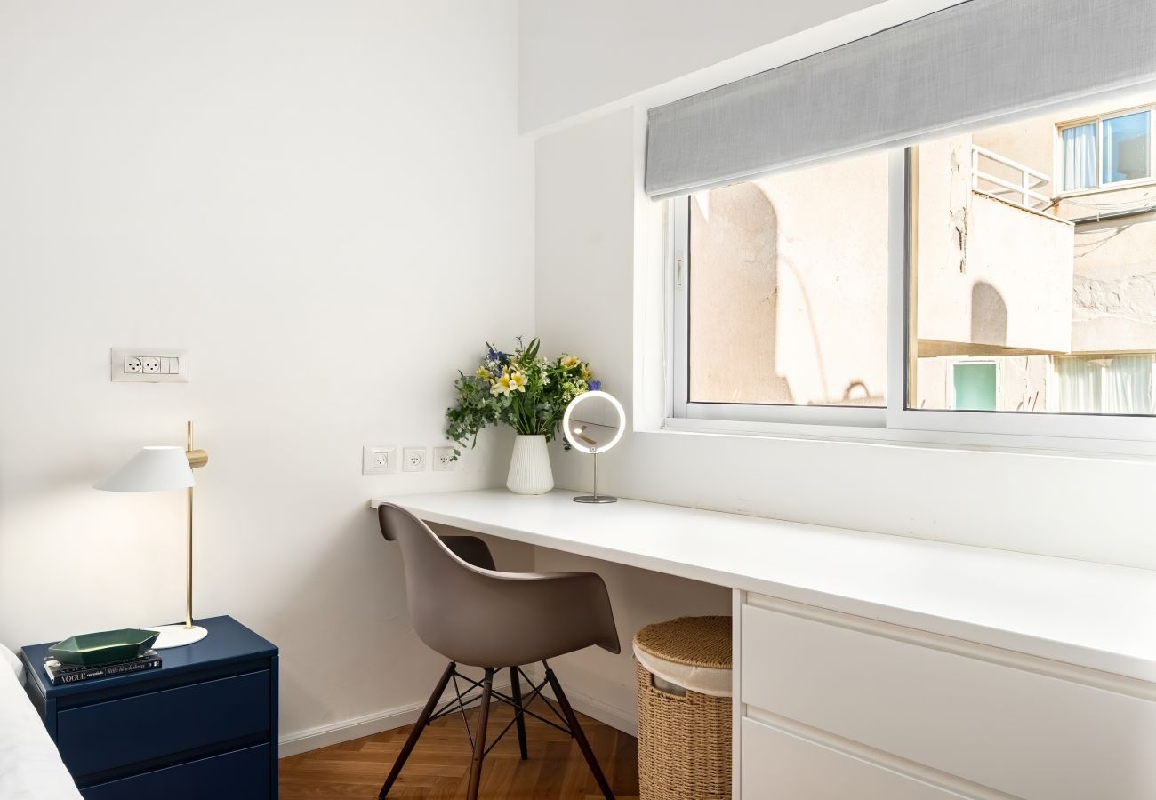 Apartment in Tel Aviv - Jaffa - Beach Penthouse & Terrace near Hilton by FeelHome