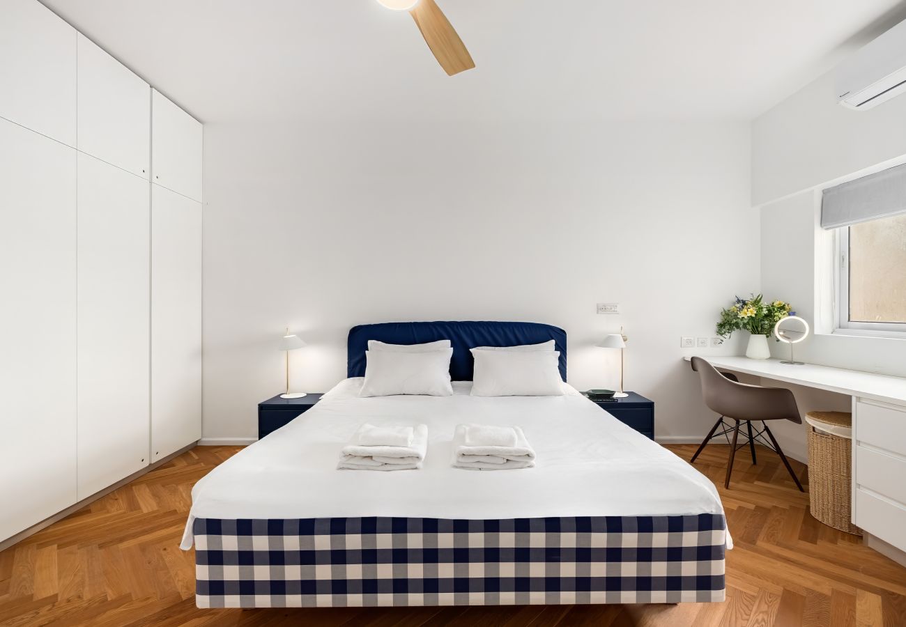 Apartment in Tel Aviv - Jaffa - Beach Penthouse & Terrace near Hilton by FeelHome