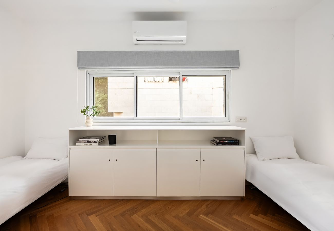 Apartment in Tel Aviv - Jaffa - Beach Penthouse & Terrace near Hilton by FeelHome