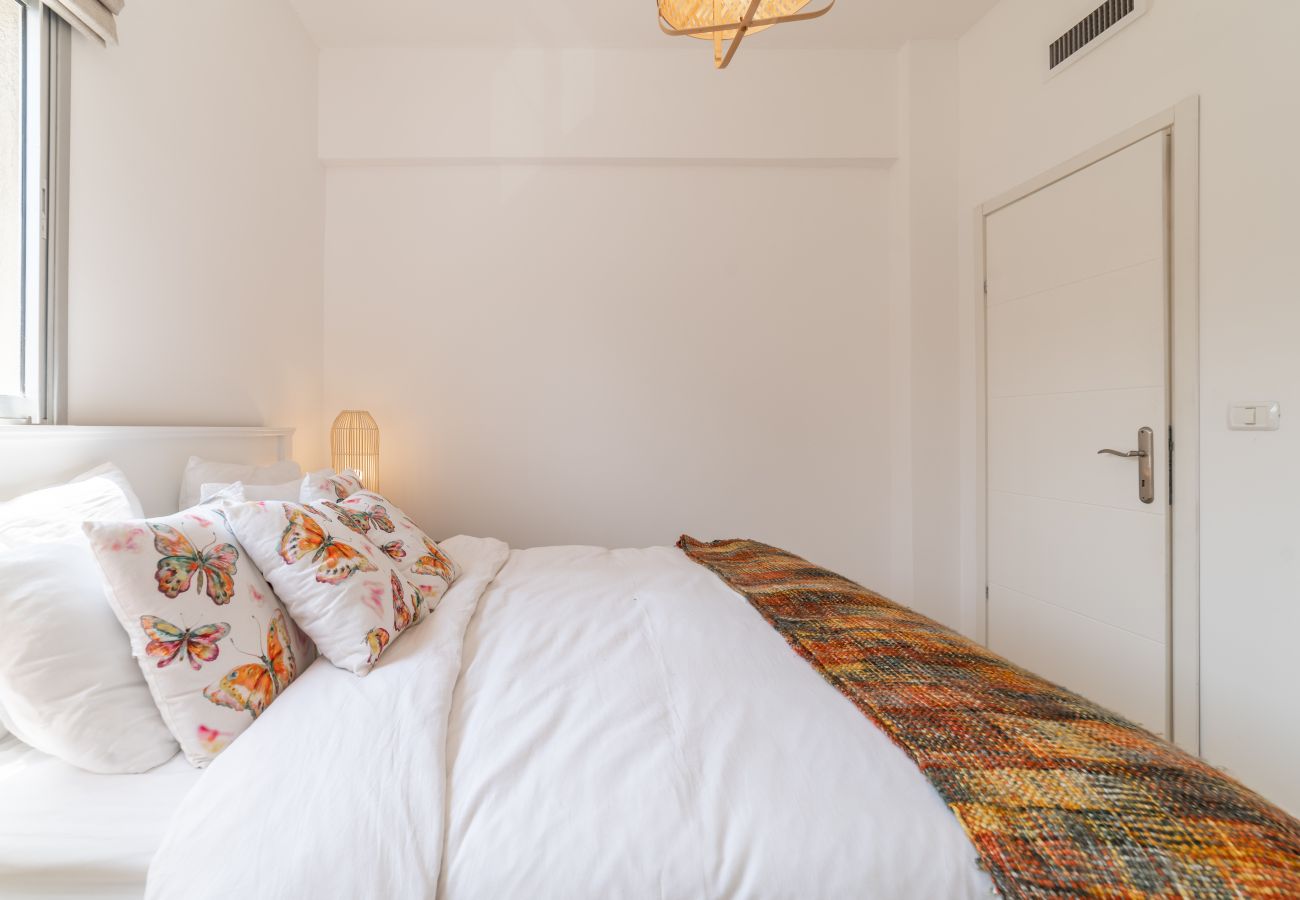 Apartment in Tel Aviv - Jaffa - Old North Comfort with Balcony by FeelHome