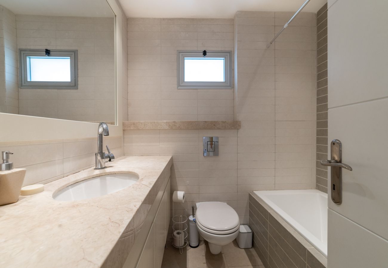 Apartment in Tel Aviv - Jaffa - Old North Comfort with Balcony by FeelHome