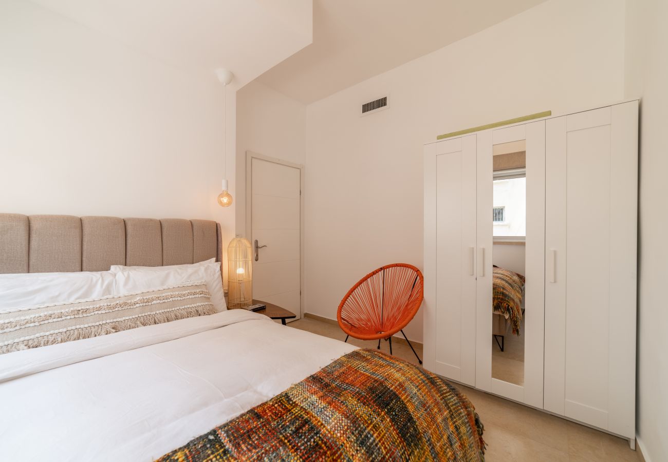 Apartment in Tel Aviv - Jaffa - Old North Comfort with Balcony by FeelHome