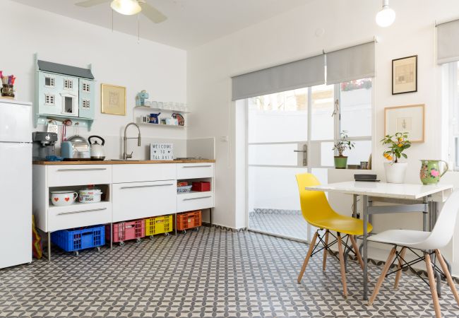 Apartment in Tel Aviv - Jaffa - Vintage & Chic with Patio by FeelHome Apartment in Tel Aviv - Jaffa - Vintage & Chic with Patio by FeelHome