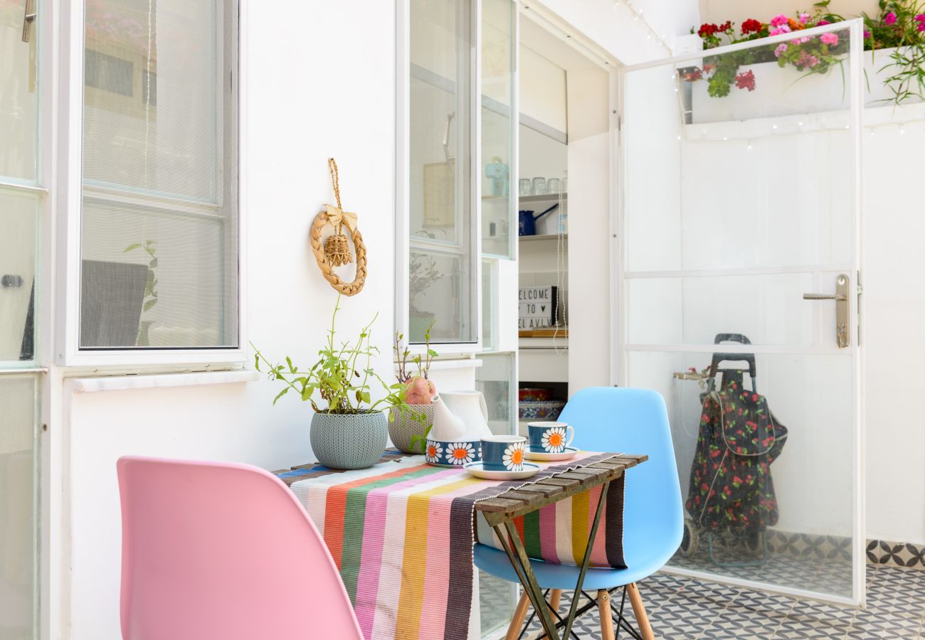 Apartment in Tel Aviv - Jaffa - Vintage & Chic with Patio by FeelHome