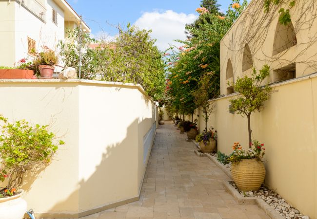 Apartment in Tel Aviv - Jaffa - MAMAD Penthouse & XL Terrace on Dallal Square by FeelHome Apartment in Tel Aviv - Jaffa - MAMAD Penthouse & XL Terrace on Dallal Square by FeelHome