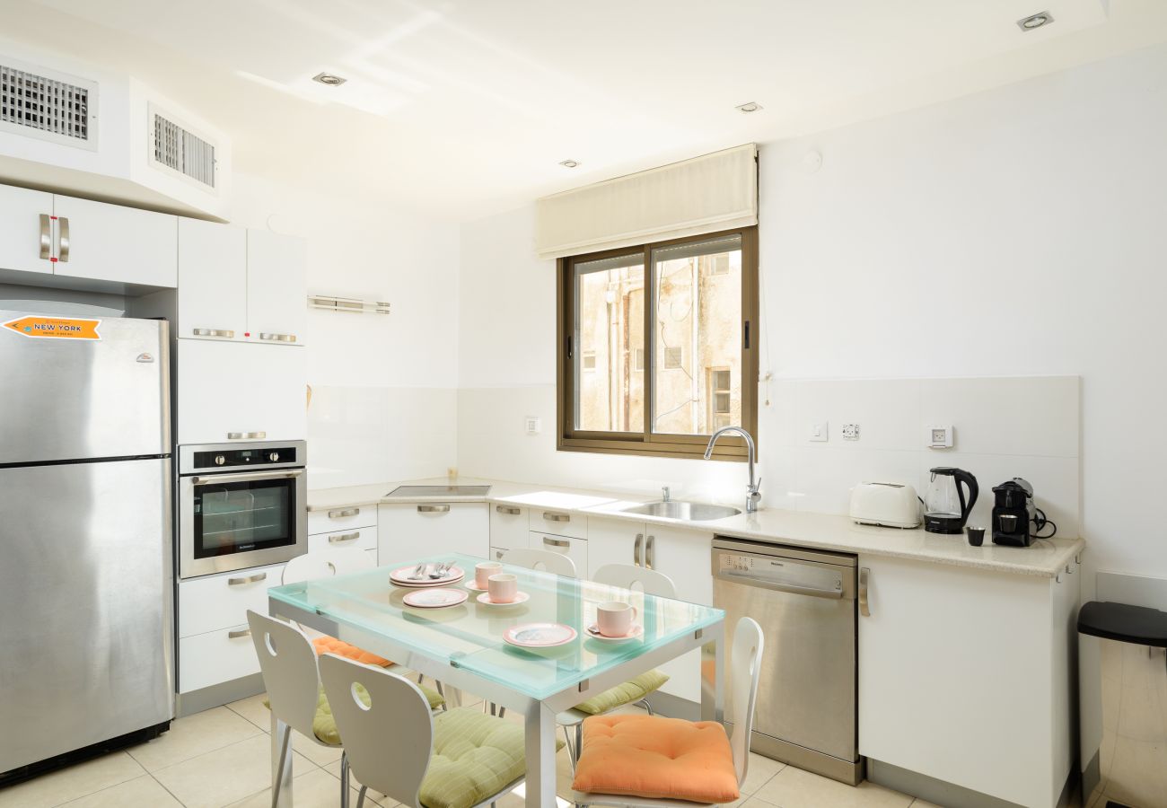 Apartment in Tel Aviv - Jaffa - Cosy Hideaway steps from Beach by FeelHome