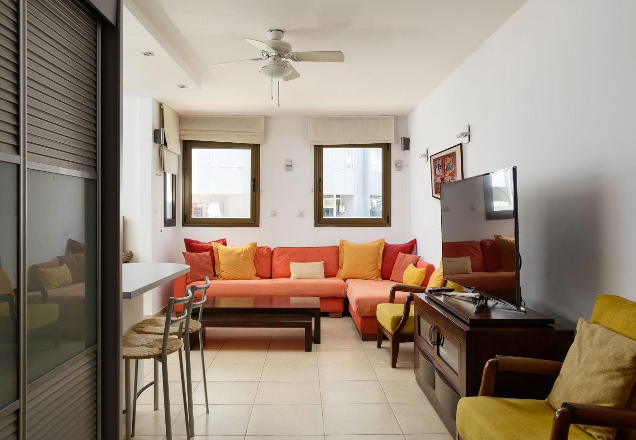 Apartment in Tel Aviv - Jaffa - MAMAD Cosy Hideaway steps from Beach by FeelHome
