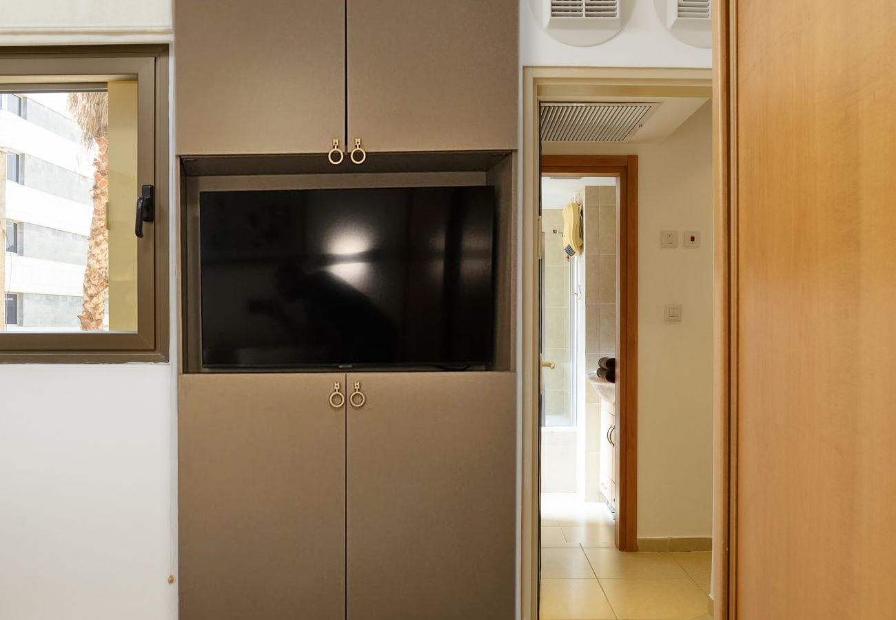 Apartment in Tel Aviv - Jaffa - MAMAD Cosy Hideaway steps from Beach by FeelHome