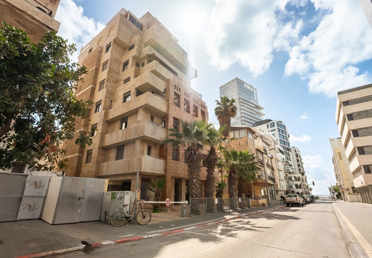 Apartment in Tel Aviv - Jaffa - MAMAD Cosy Hideaway steps from Beach by FeelHome