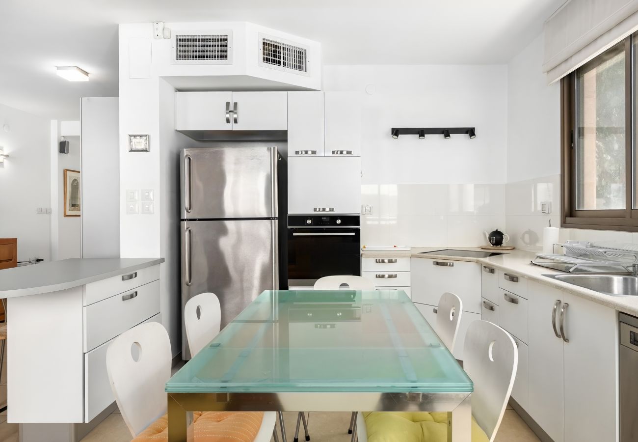 Apartment in Tel Aviv - Jaffa - MAMAD Cosy Hideaway steps from Beach by FeelHome