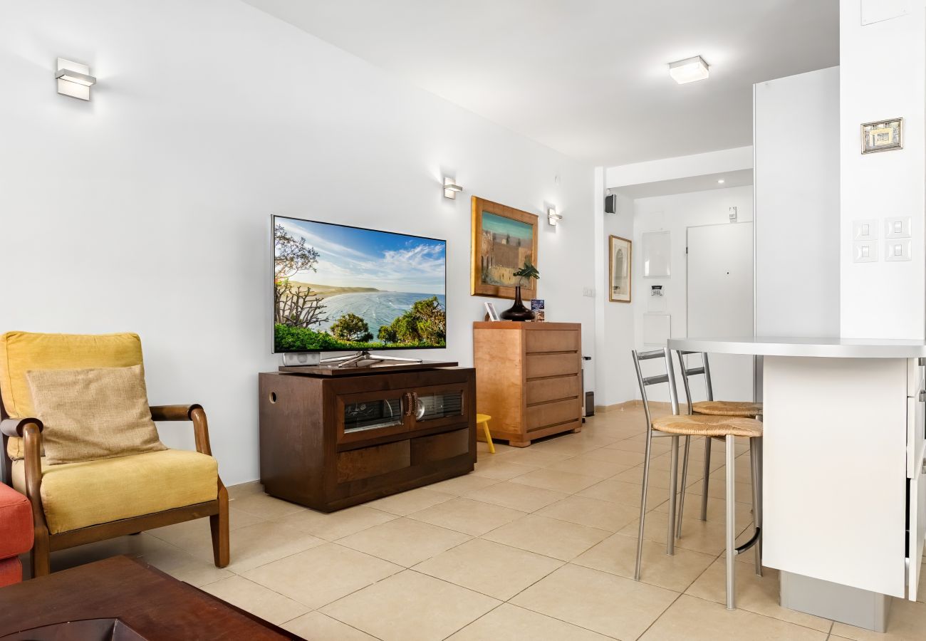 Apartment in Tel Aviv - Jaffa - MAMAD Cosy Hideaway steps from Beach by FeelHome