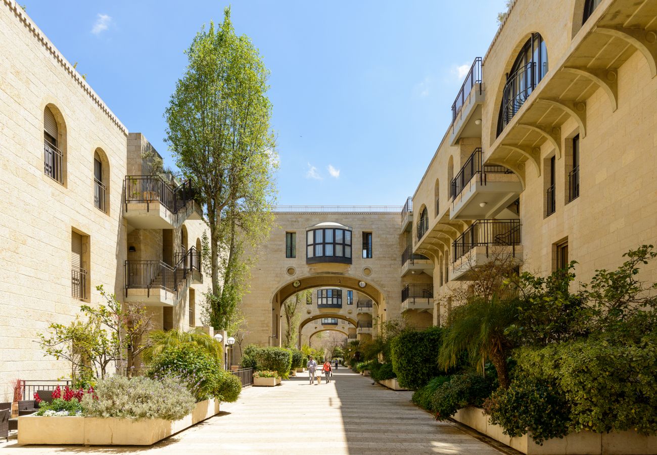 Apartment in Jerusalem - Boutique & Comfort in David's Village by FeelHome 