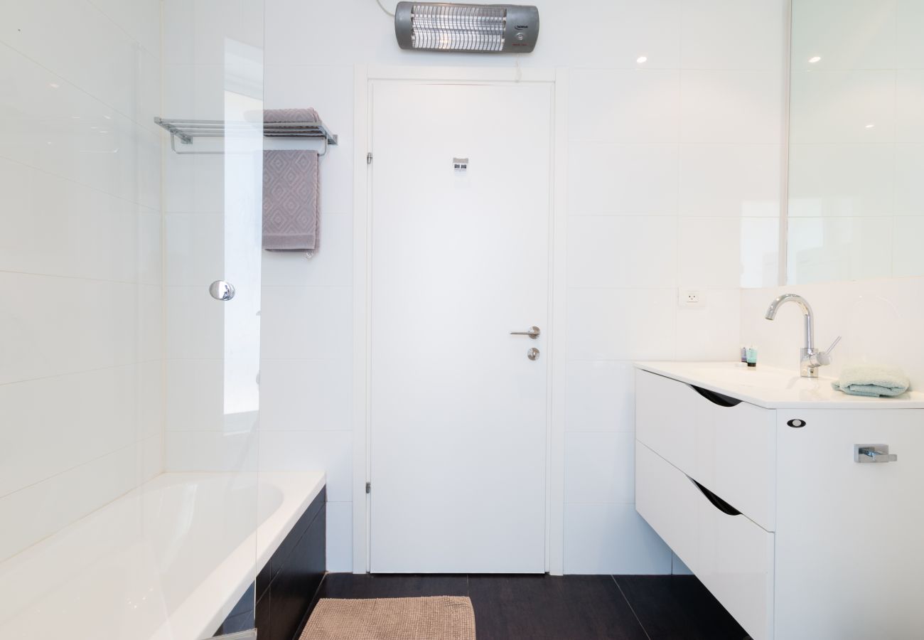 Apartment in Tel Aviv - Jaffa - Comfort Family Apartment near Beach by FeelHome