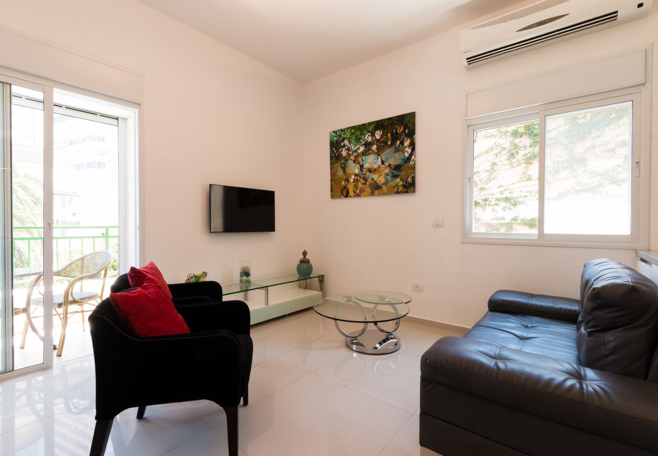 Apartment in Tel Aviv - Jaffa - Comfort Family Apartment near Beach by FeelHome