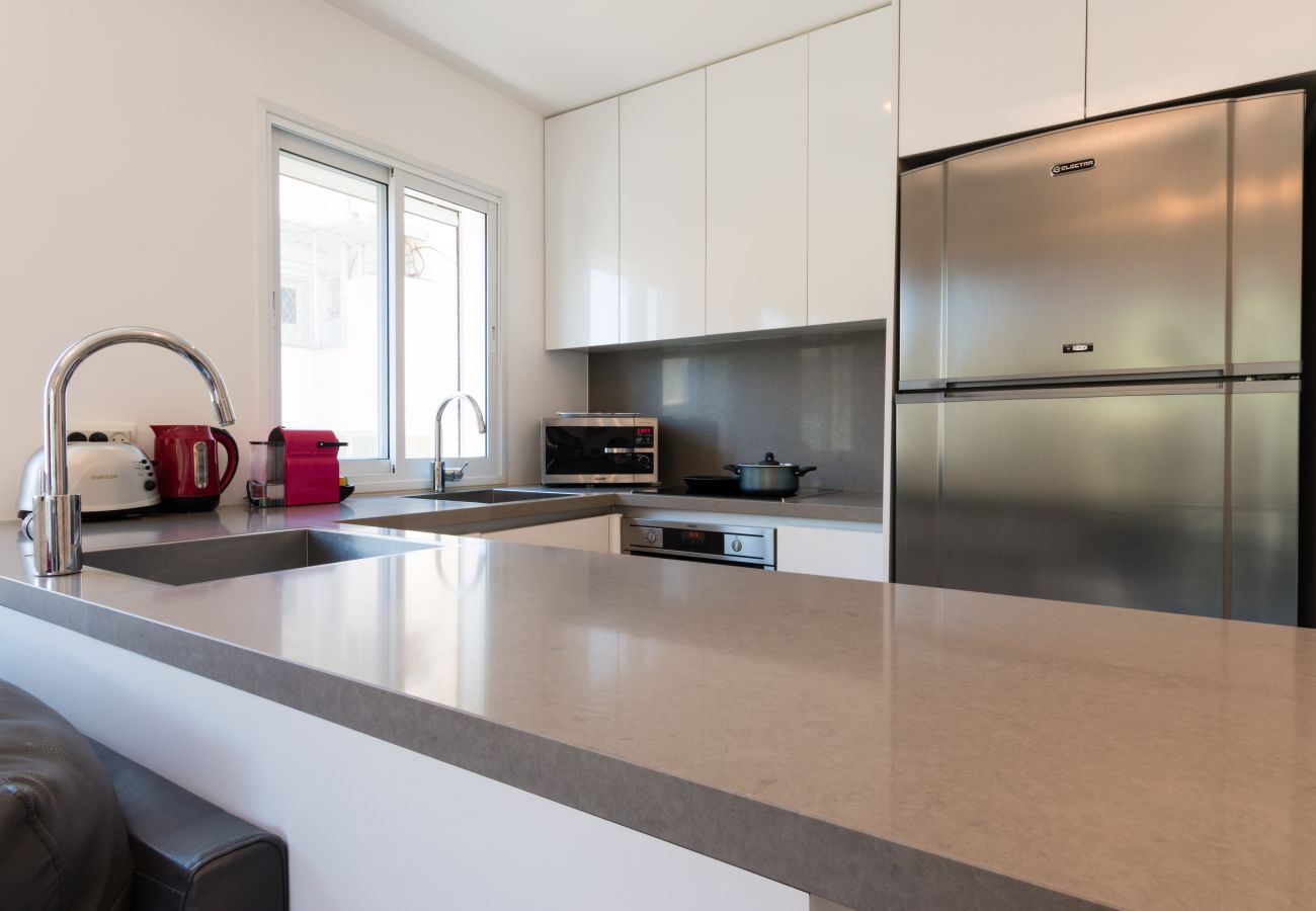 Apartment in Tel Aviv - Jaffa - Comfort Family Apartment near Beach by FeelHome