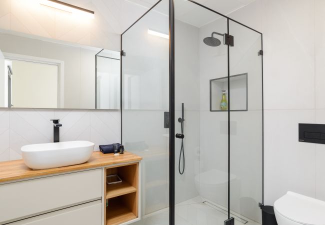 Apartment in Tel Aviv - Jaffa - MAMAD Elegant Duplex with XL Patio by FeelHome Apartment in Tel Aviv - Jaffa - MAMAD Elegant Duplex with XL Patio by FeelHome