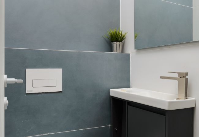 Apartment in Tel Aviv - Jaffa - MAMAD Elegant Duplex with XL Patio by FeelHome Apartment in Tel Aviv - Jaffa - MAMAD Elegant Duplex with XL Patio by FeelHome