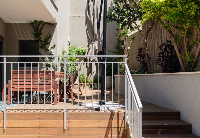 Apartment in Tel Aviv - Jaffa - MAMAD Elegant Duplex with XL Patio by FeelHome Apartment in Tel Aviv - Jaffa - MAMAD Elegant Duplex with XL Patio by FeelHome