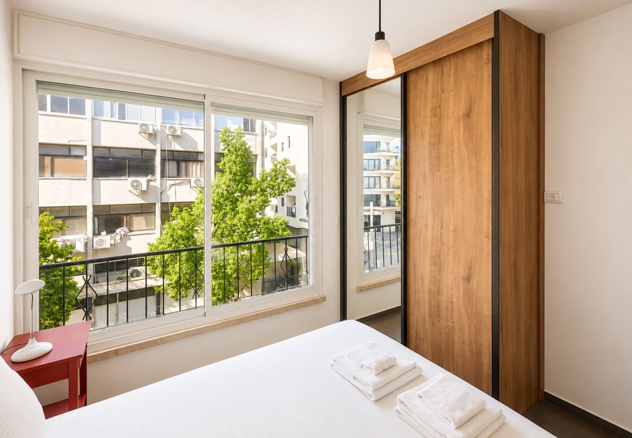 Apartment in Tel Aviv - Jaffa - Bright 2BR in Hype Neighborhood by FeelHome