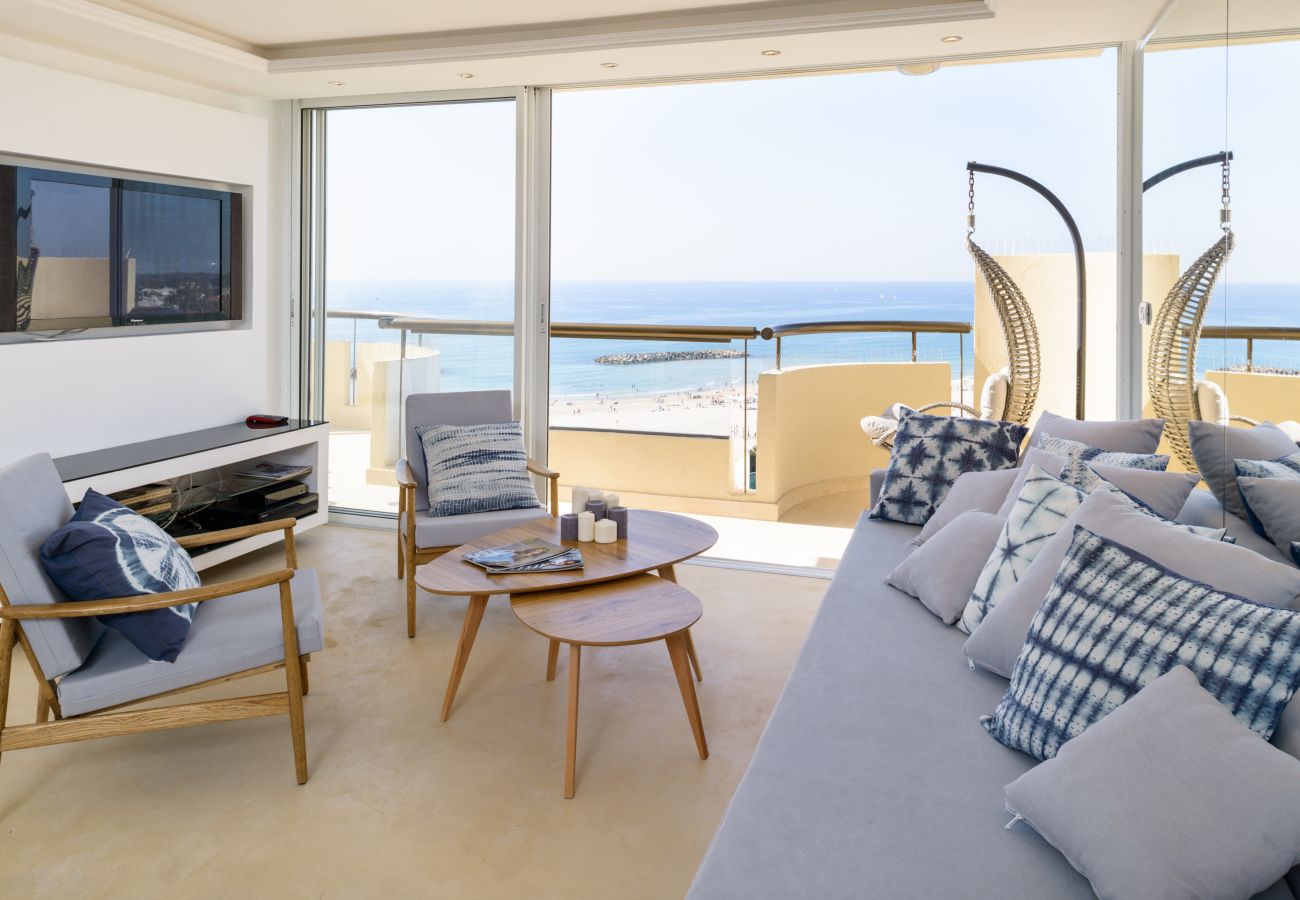Apartment in Herzliya - Beach Duplex with 2 Terraces & Sea View by FeelHome