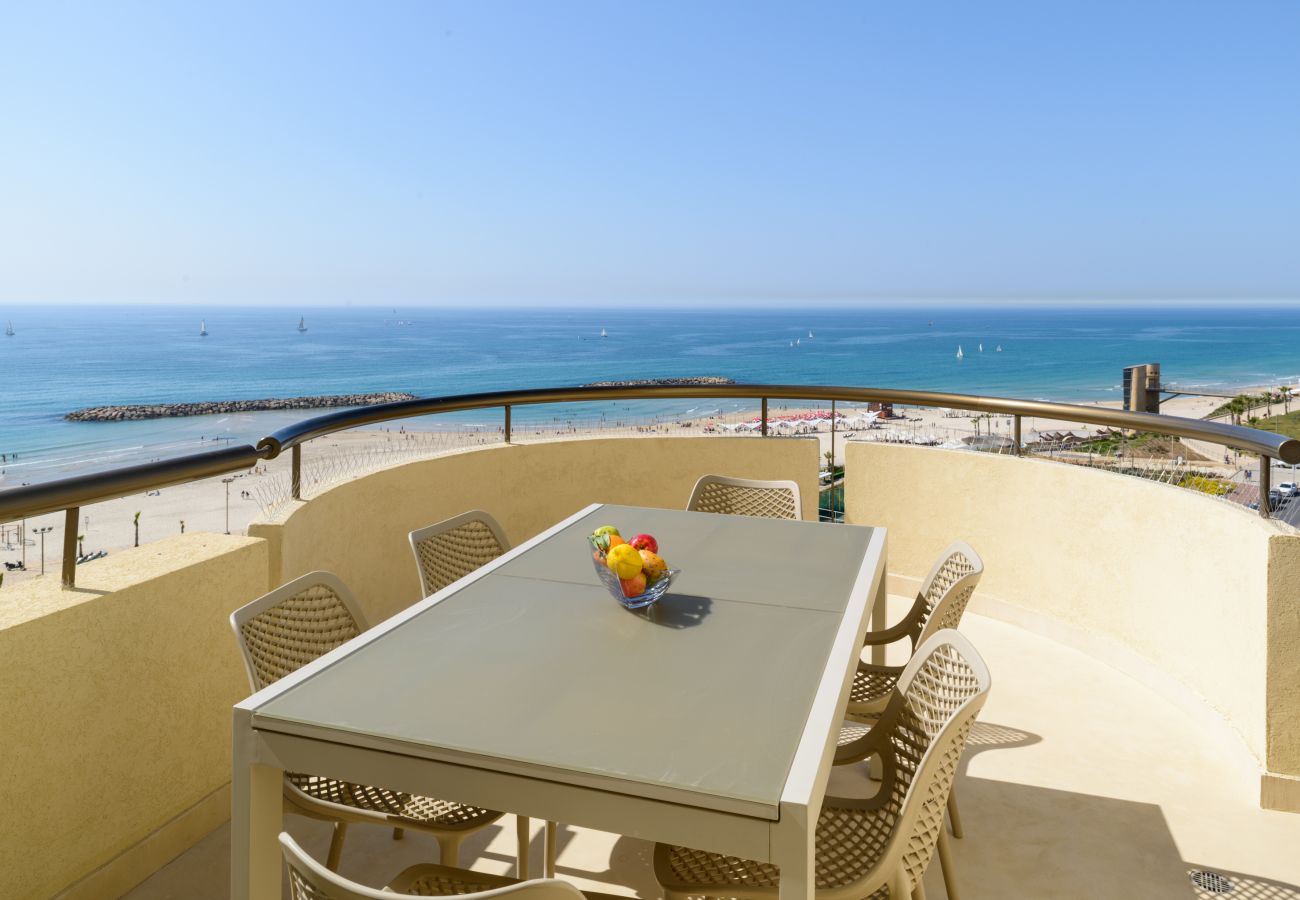 Apartment in Herzliya - Beach Duplex with 2 Terraces & Sea View by FeelHome