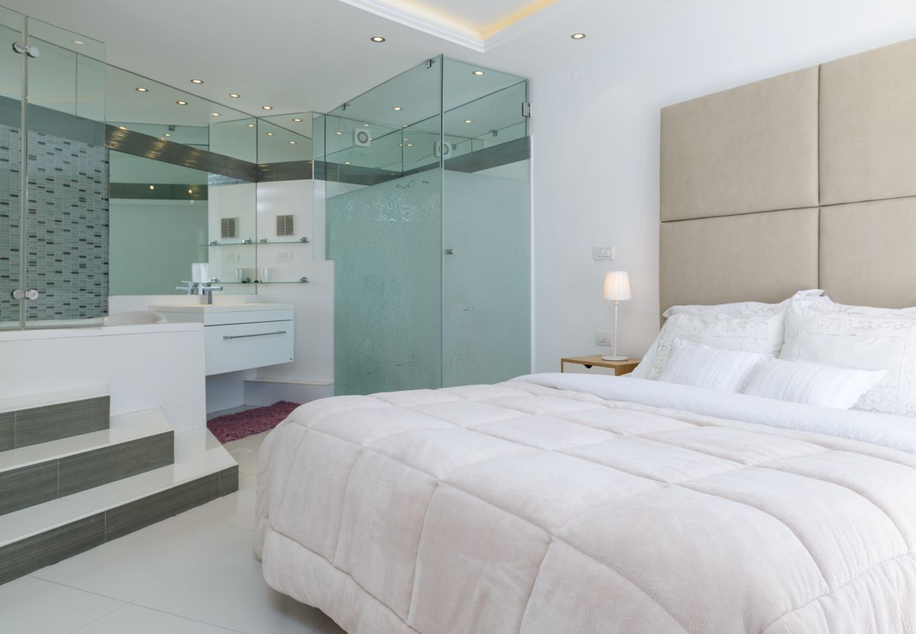 Apartment in Herzliya - Beach Duplex with 2 Terraces & Sea View by FeelHome