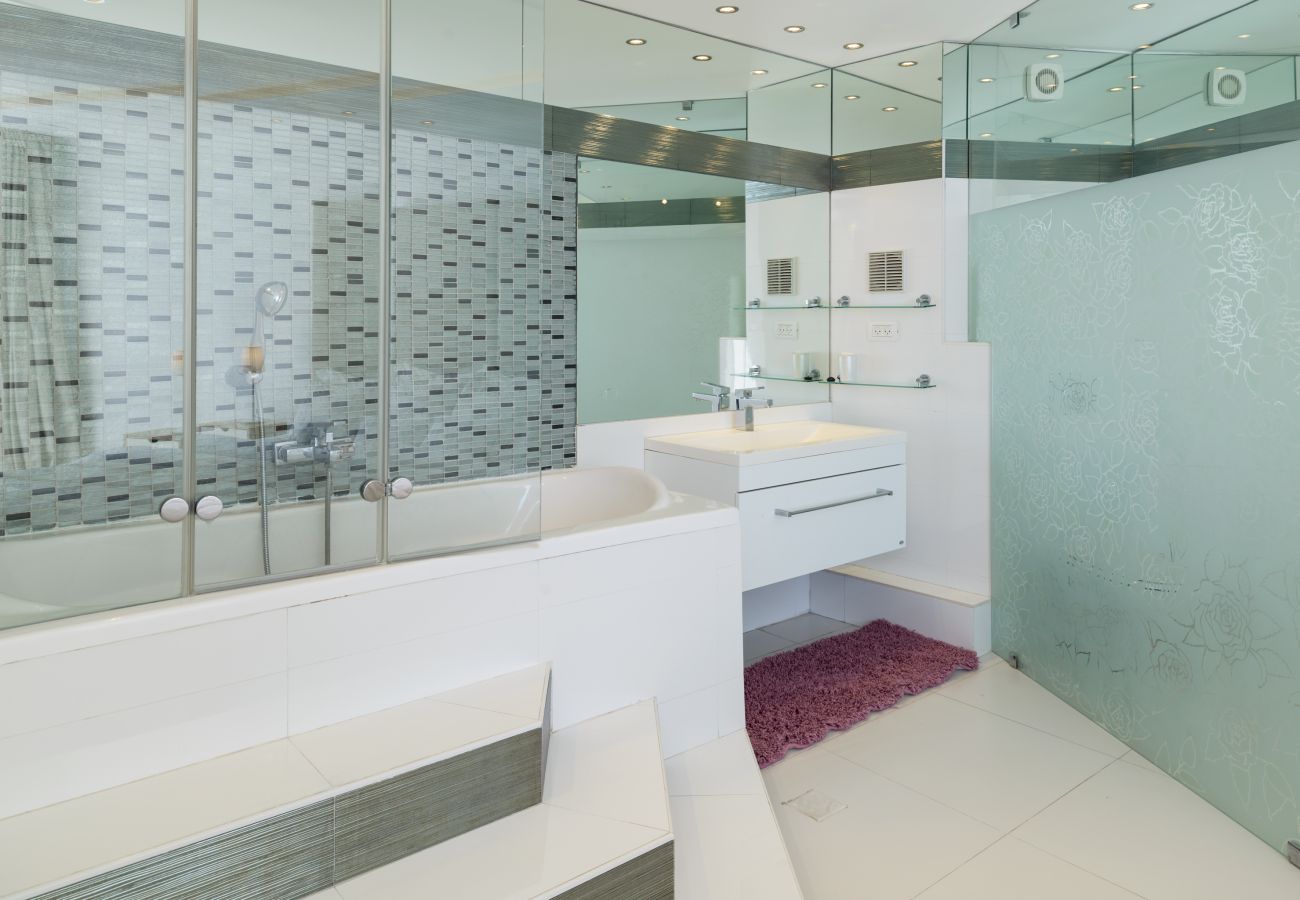 Apartment in Herzliya - Beach Duplex with 2 Terraces & Sea View by FeelHome