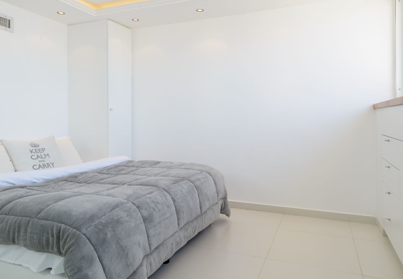 Apartment in Herzliya - Beach Duplex with 2 Terraces & Sea View by FeelHome