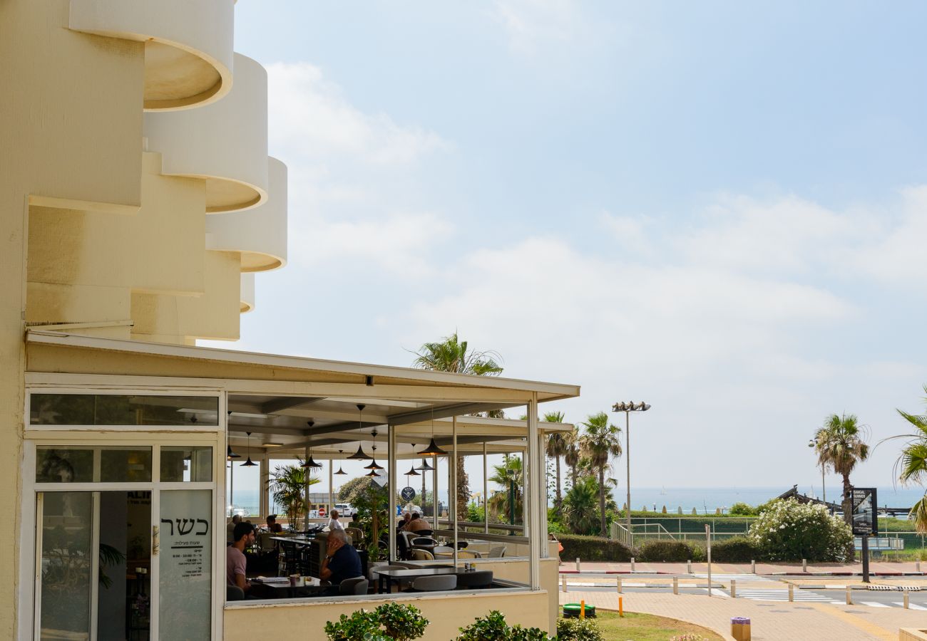Apartment in Herzliya - Beach Duplex with 2 Terraces & Sea View by FeelHome