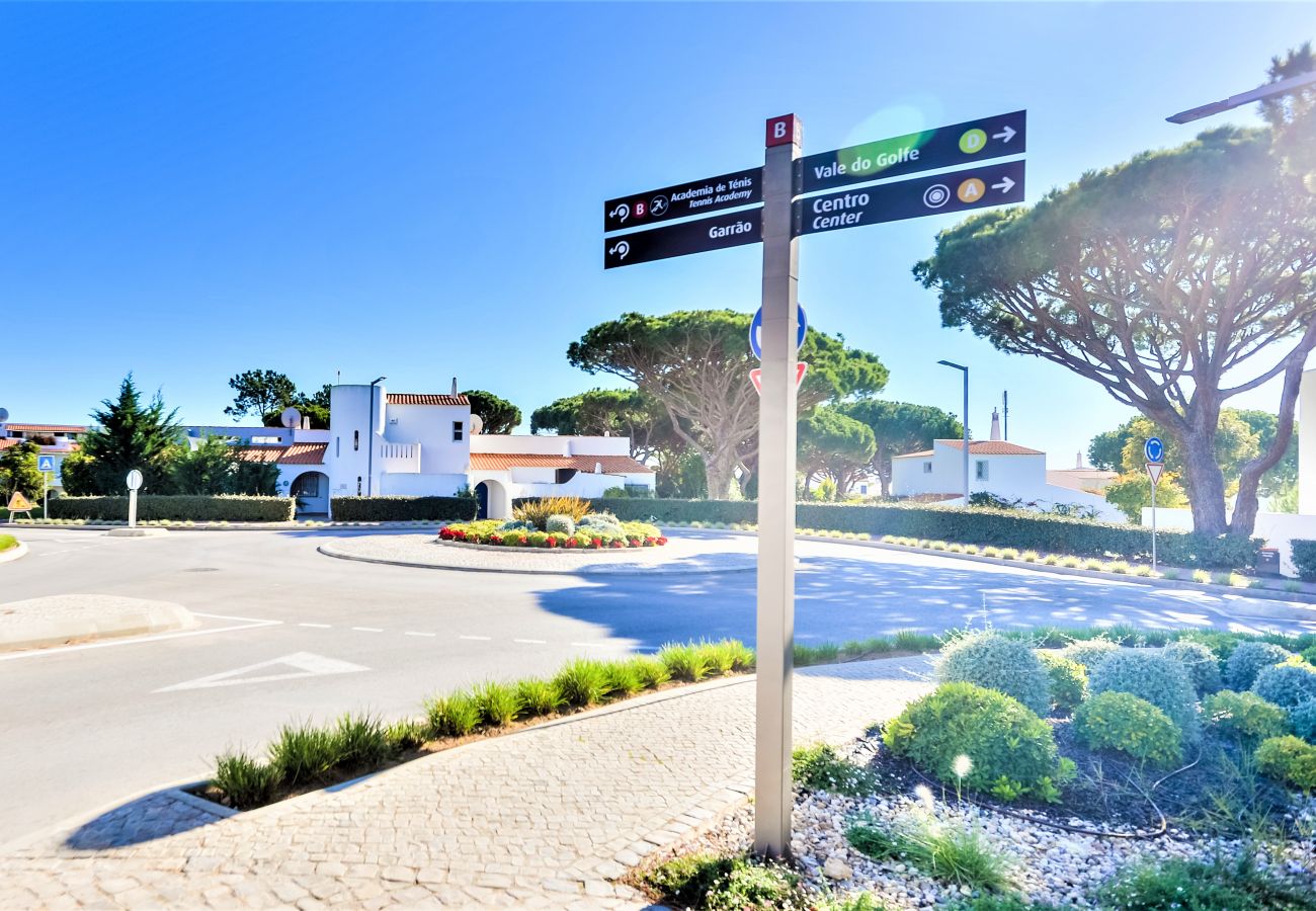 Apartment in Vale do Lobo - Vale do Lobo - 2 Bed apartment A