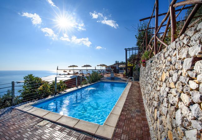 Villa in Pogerola - Villa Gioiello - Sea view pool with chromotherapy