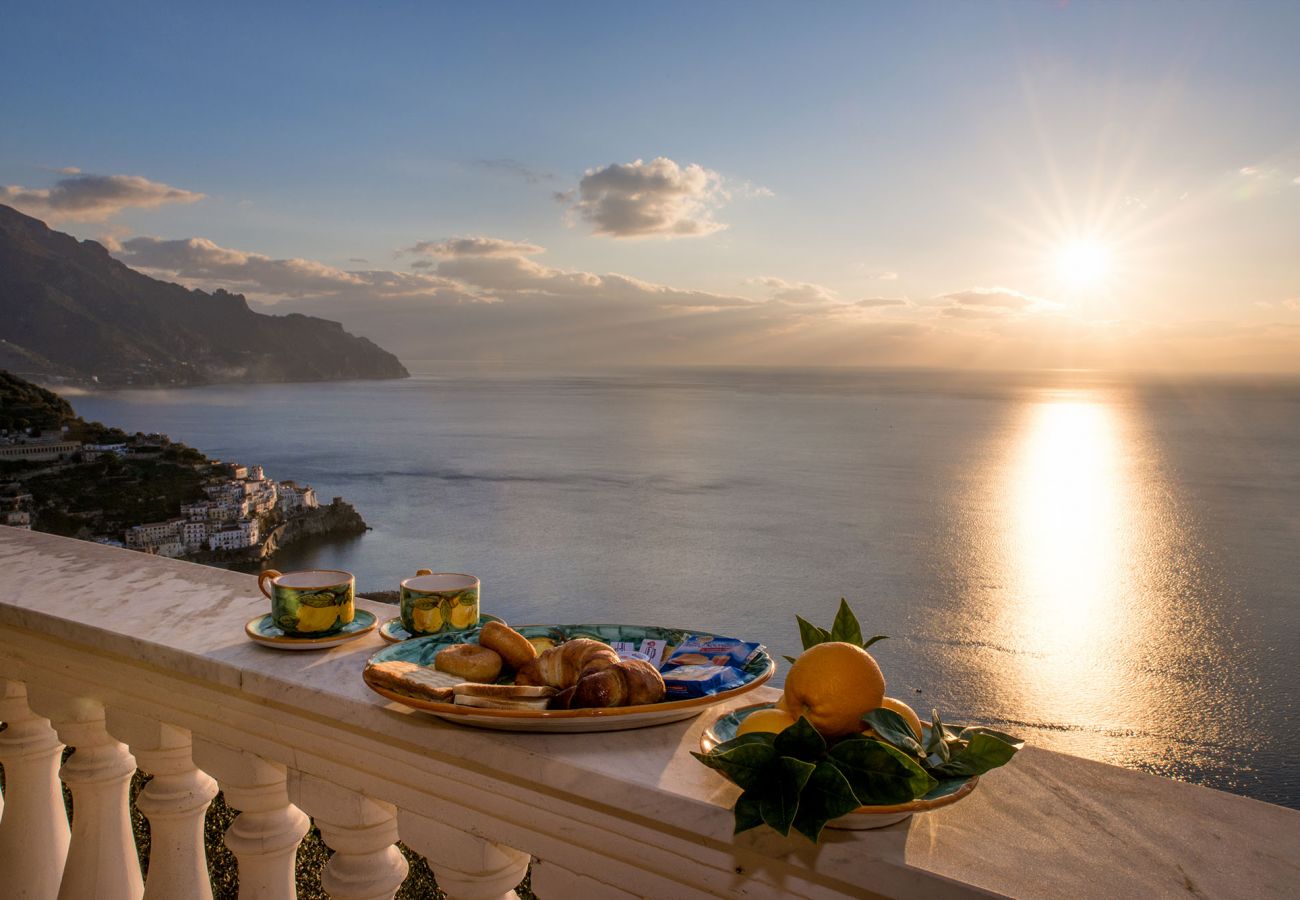 Villa in Pogerola - Villa Gioiello - Sea view pool with chromotherapy