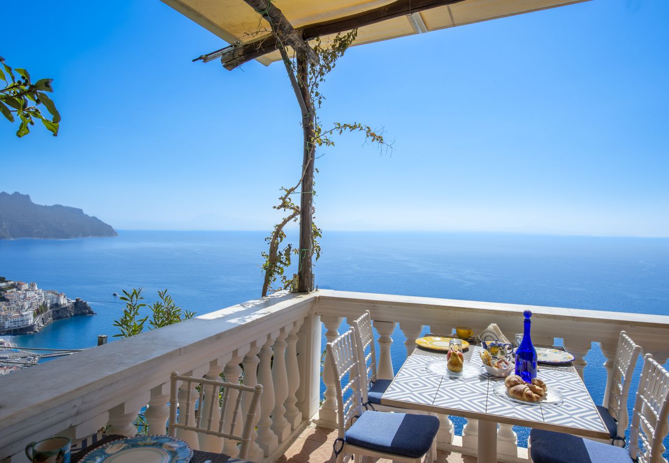 Villa in Pogerola - Villa Gioiello - Sea view pool with chromotherapy