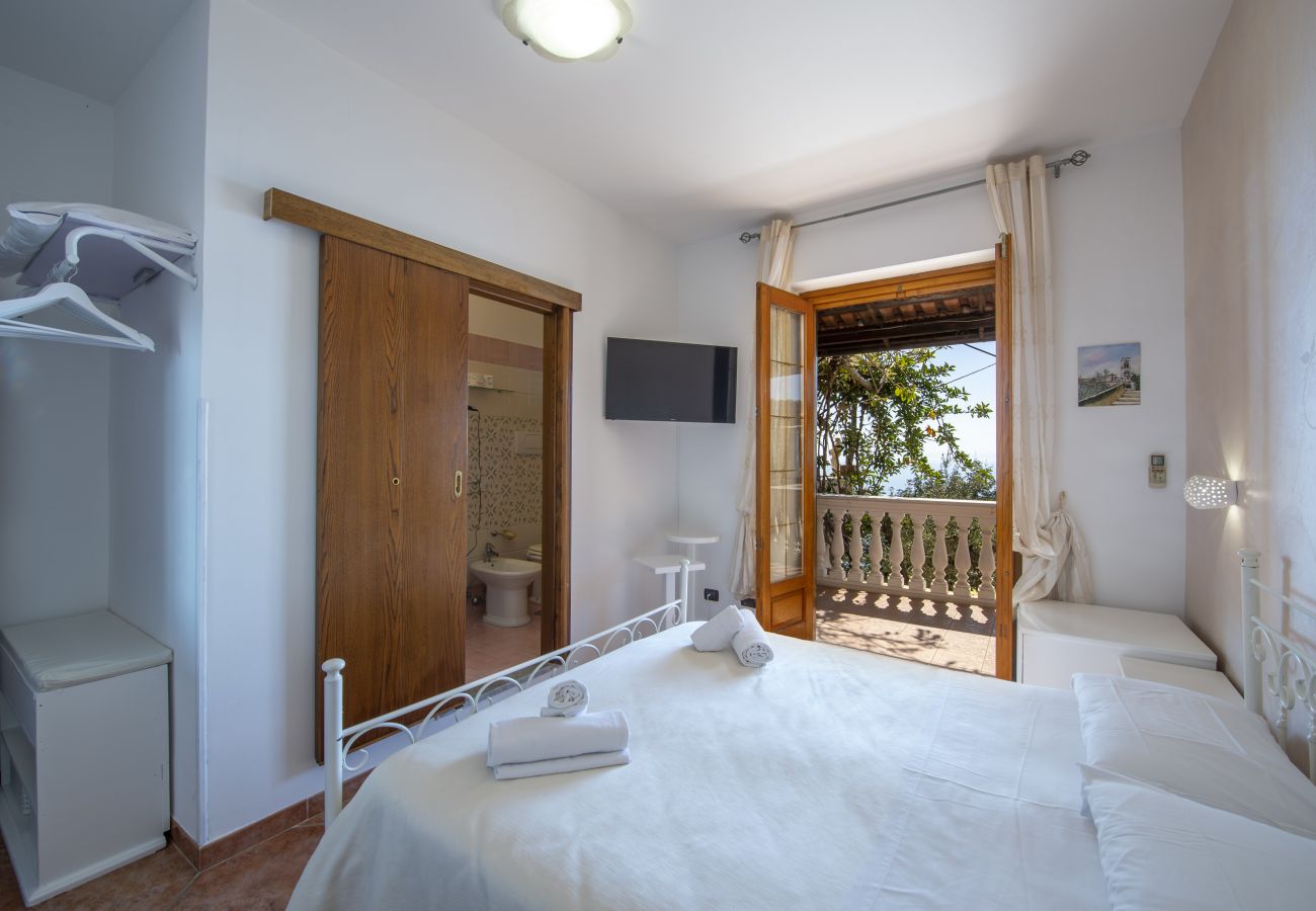 Villa in Pogerola - Villa Gioiello - Sea view pool with chromotherapy