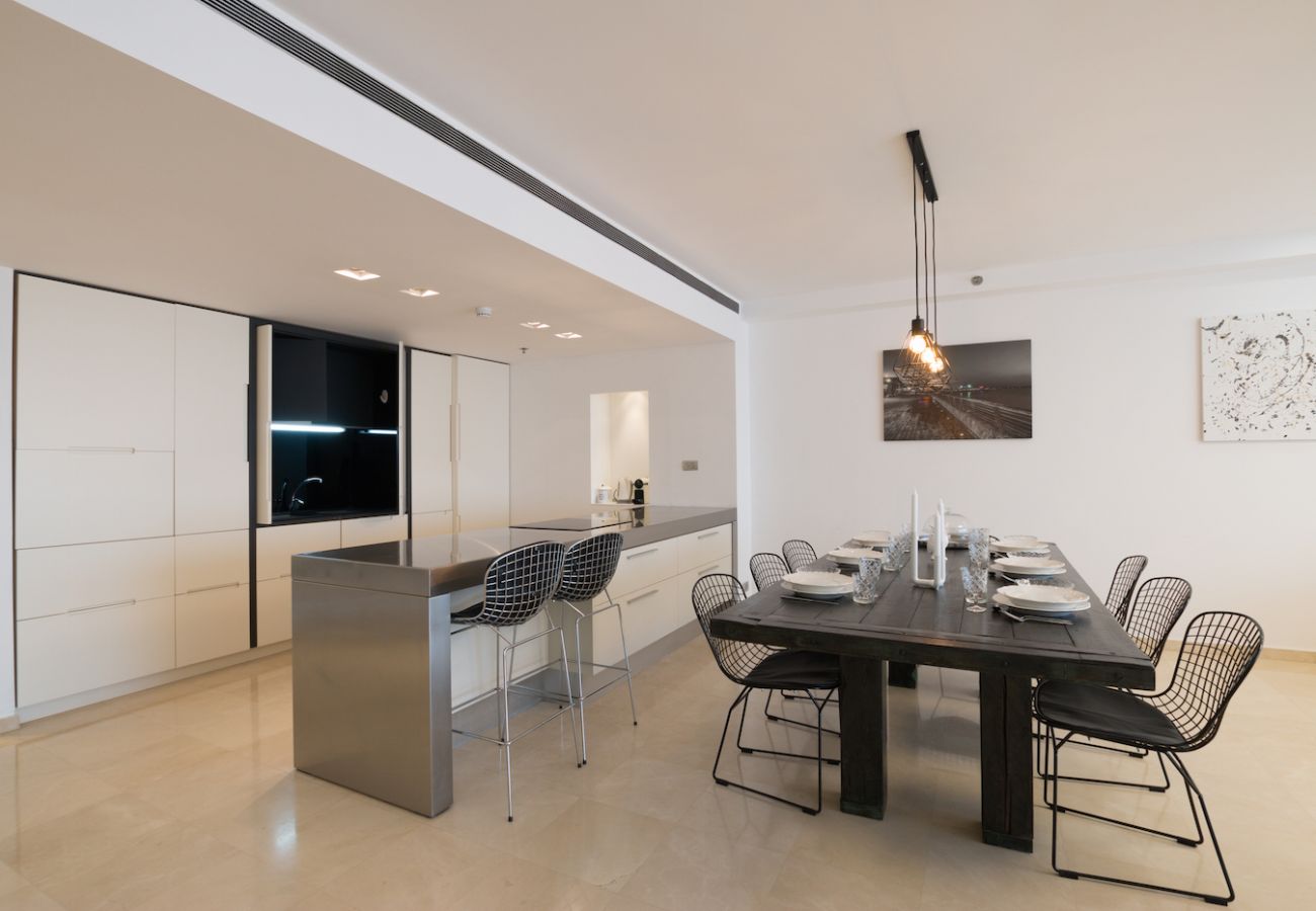 Apartment in Herzliya - High Class Condo at Marina by FeelHome