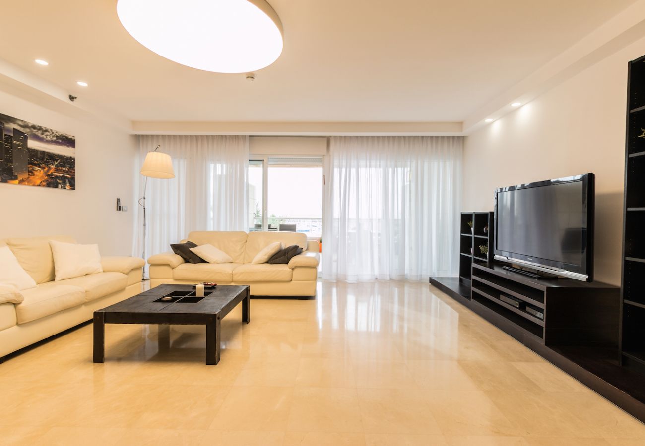 Apartment in Herzliya - High Class Condo at Marina by FeelHome