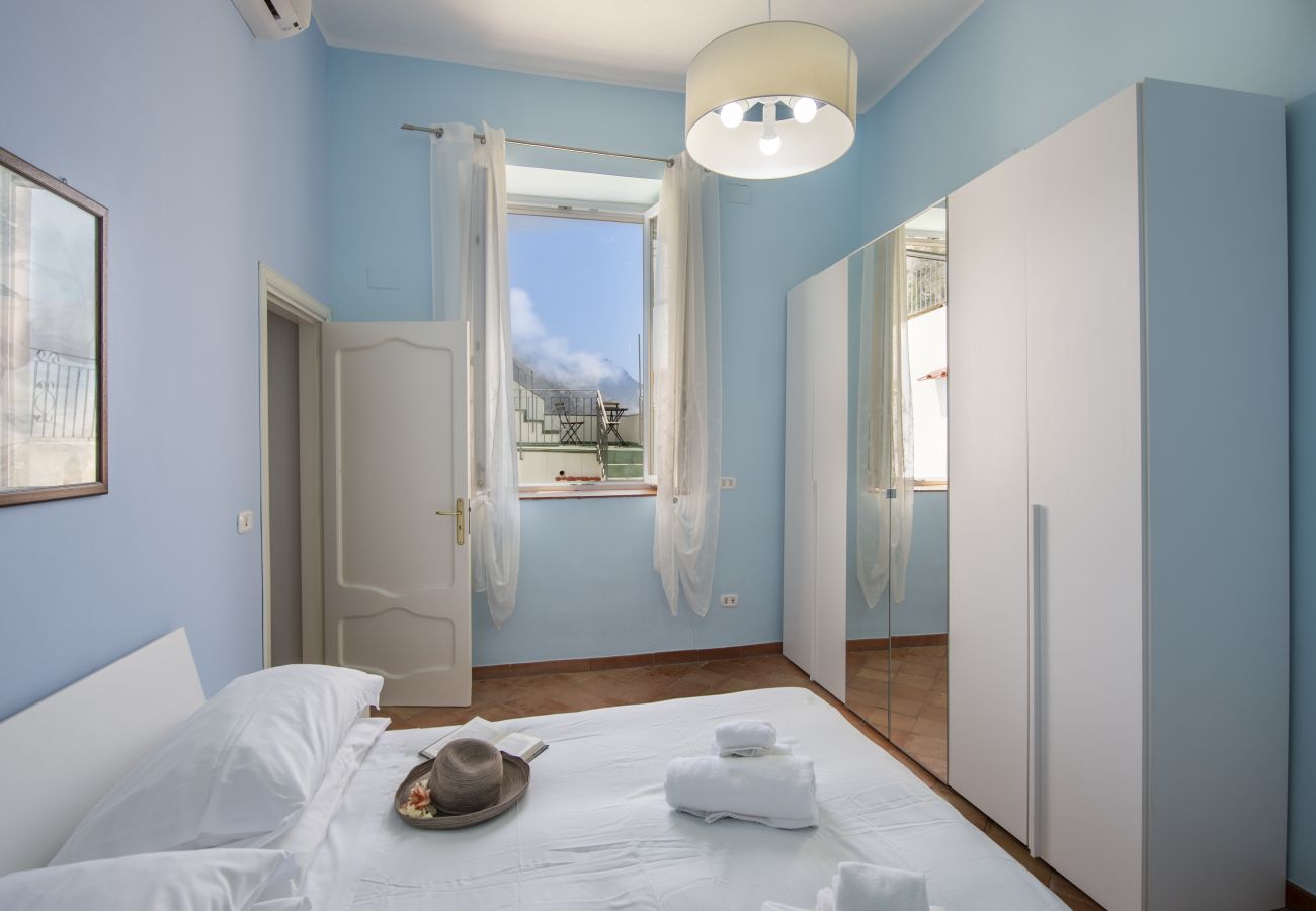 House in Praiano - Casa Punta Paradiso - Romantic Seaside Retreat