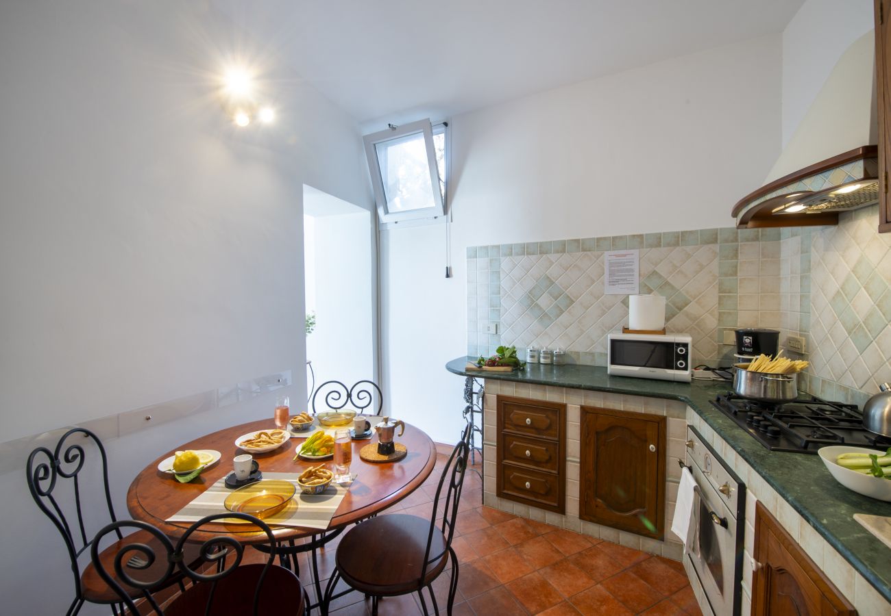 House in Praiano - Casa Punta Paradiso - Romantic Seaside Retreat