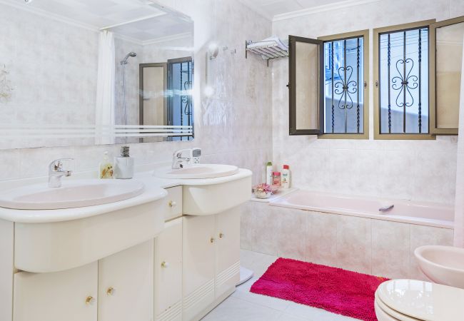 Villa in Portals Nous - VILLA MARIA PORTALS NOUS, by Priority Villa in Portals Nous - VILLA MARIA PORTALS NOUS, by Priority