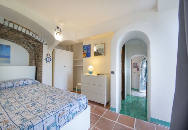 Villa in Praiano - Villa Albatros - Stunning 2 floors Villa for large groups! Villa in Praiano - Villa Albatros - Stunning 2 floors Villa for large groups!