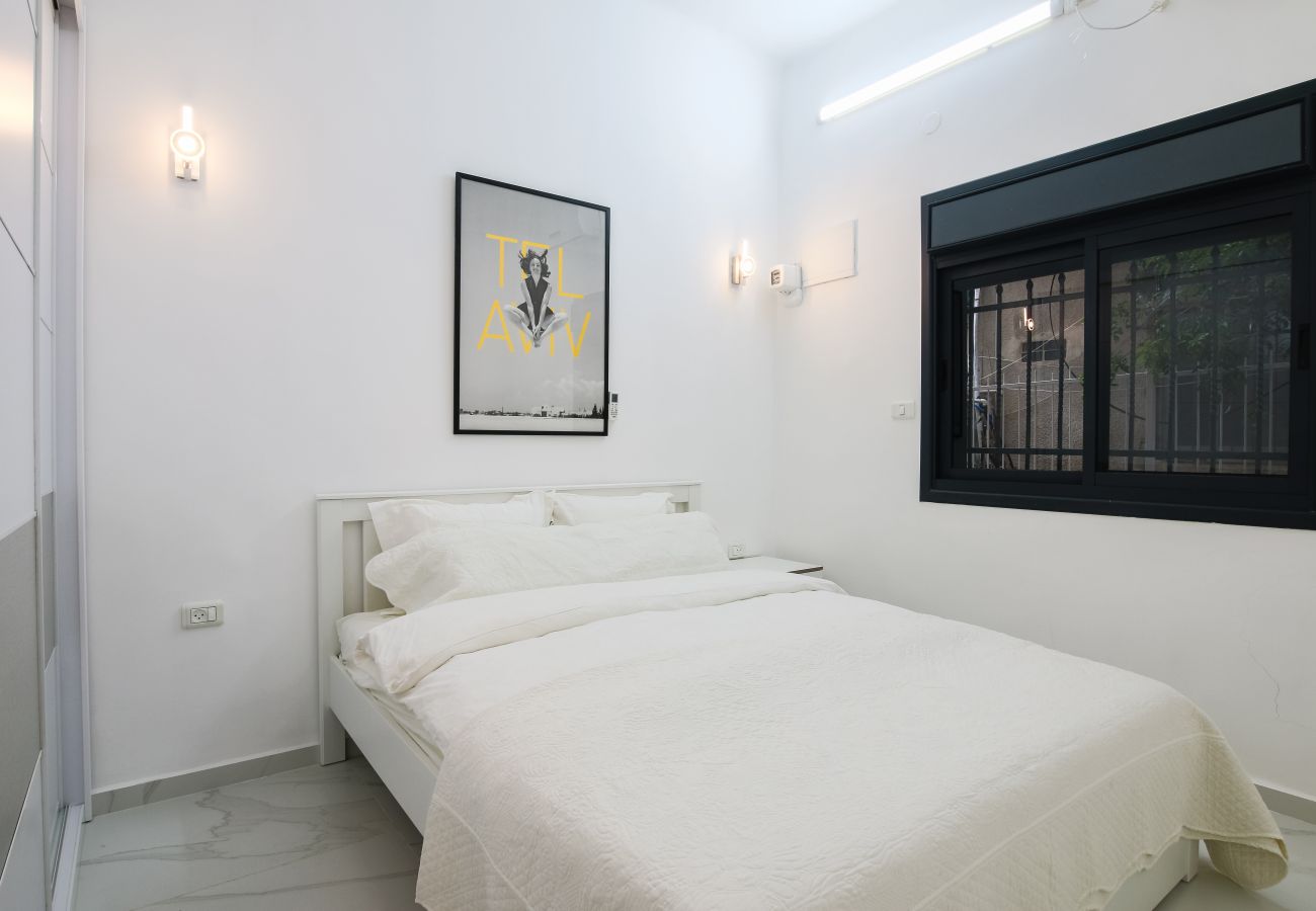 Apartment in Tel Aviv - Jaffa - 1 BR with Patio in City Center by FeelHome 