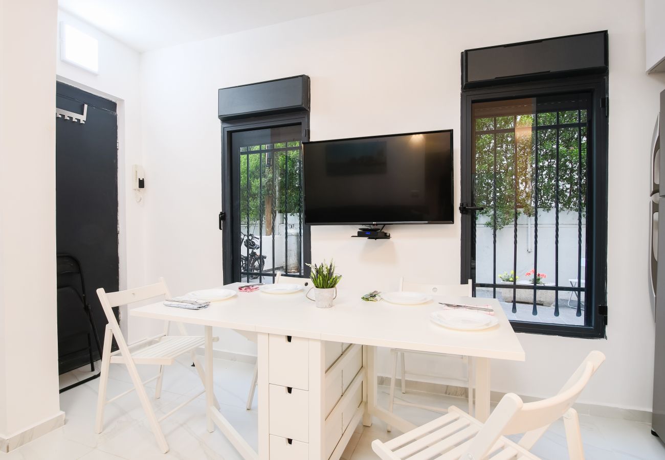 Apartment in Tel Aviv - Jaffa - 1 BR with Patio in City Center by FeelHome 