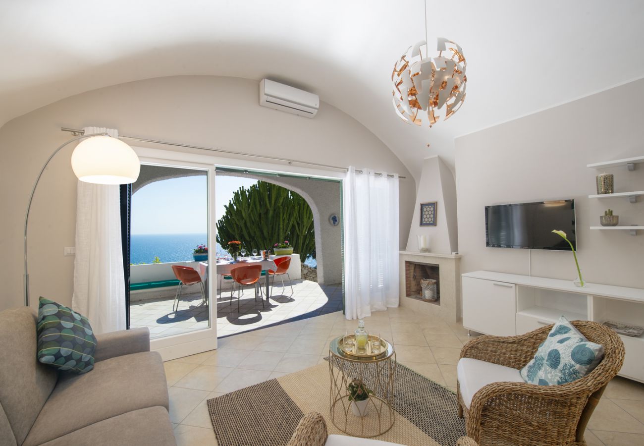 Apartment in Conca dei Marini - Casa Giovannina - charming fisherman's house with stunning views