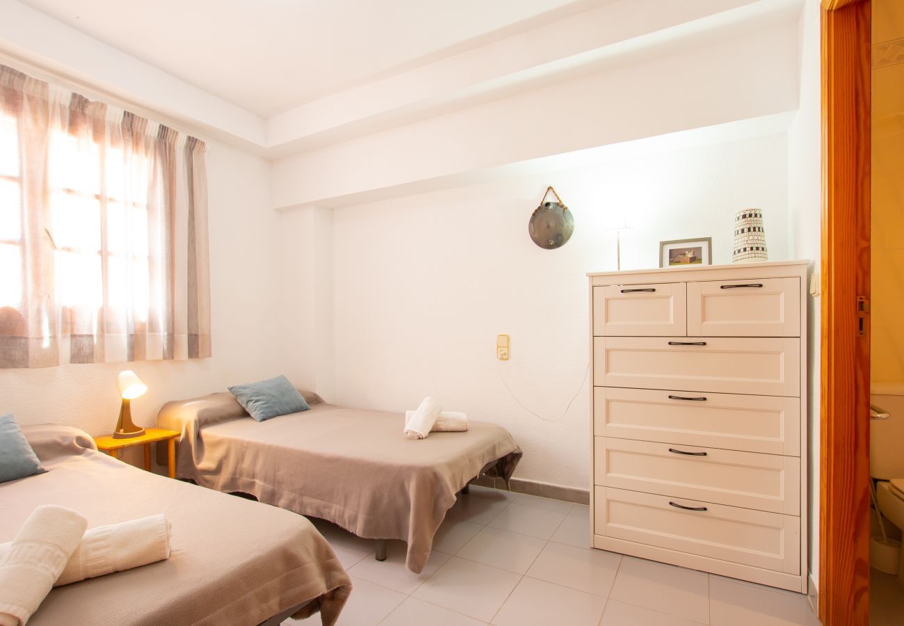 Apartment in Cullera - 3 bedroom apartment in Cap Blanc with sea views