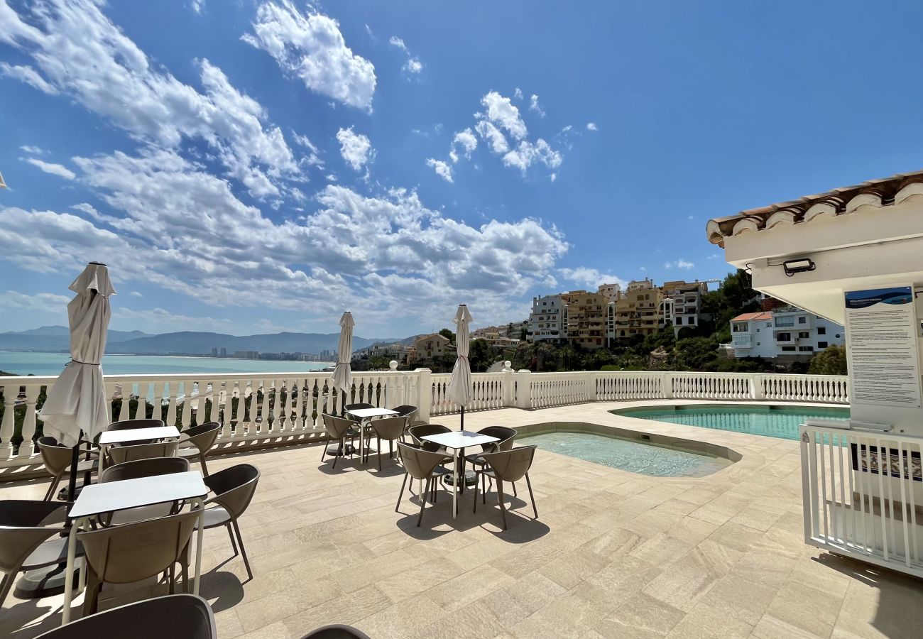 Apartment in Cullera - 3 bedroom apartment in Cap Blanc with sea views