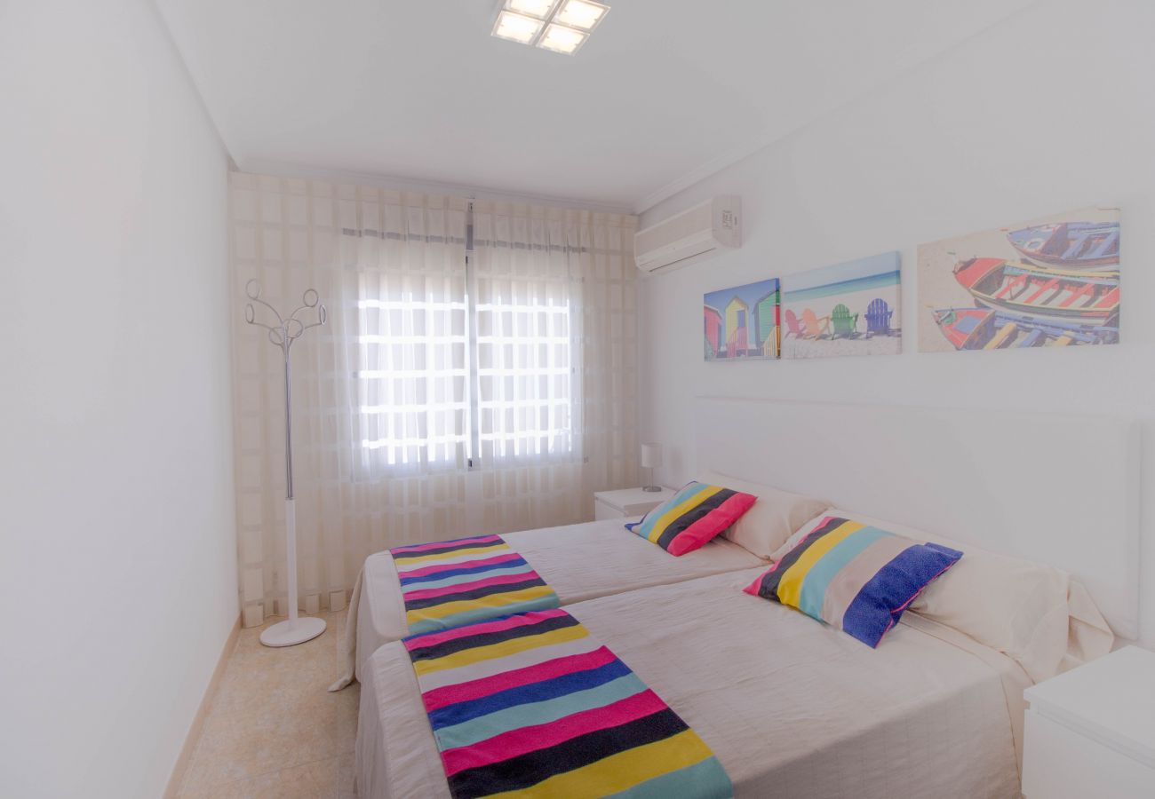 Apartment in Cullera - Beautiful apartment on the beachfront