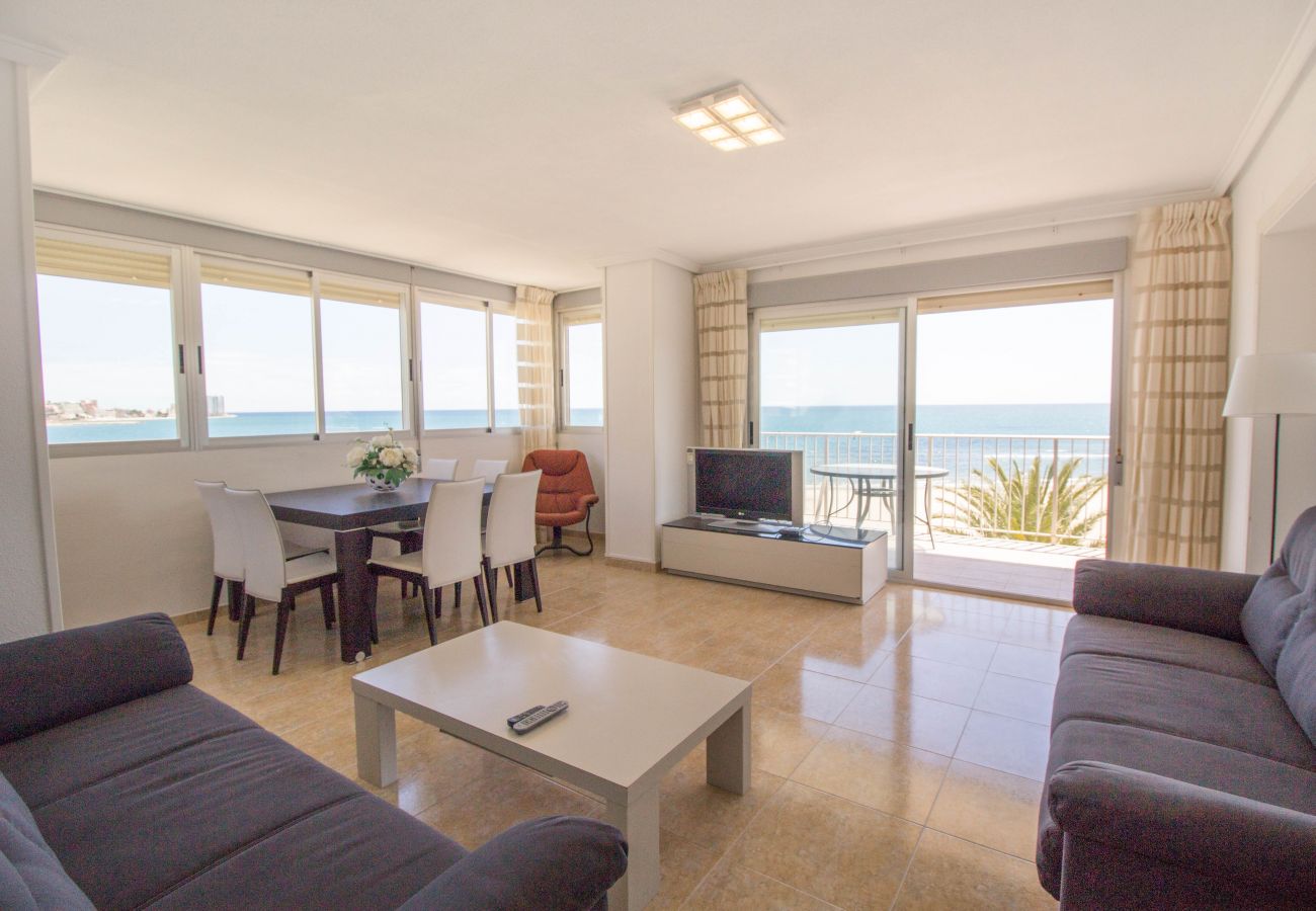 Apartment in Cullera - Beautiful apartment on the beachfront