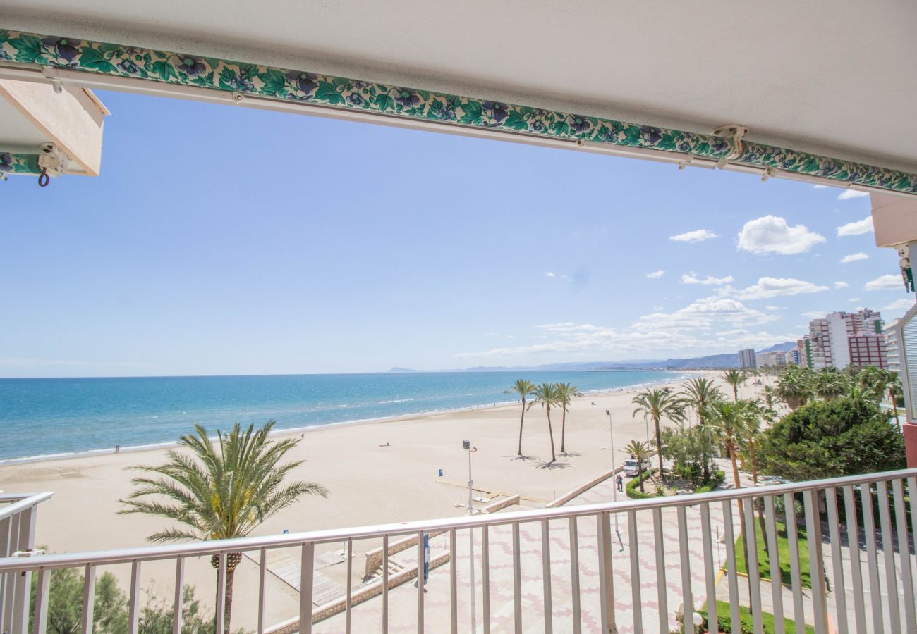 Apartment in Cullera - Beautiful apartment on the beachfront