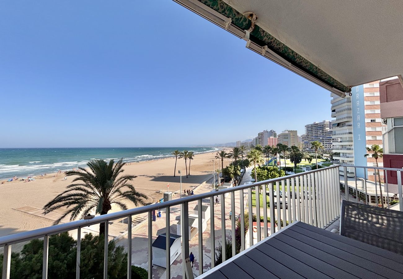 Apartment in Cullera - Beautiful apartment on the beachfront