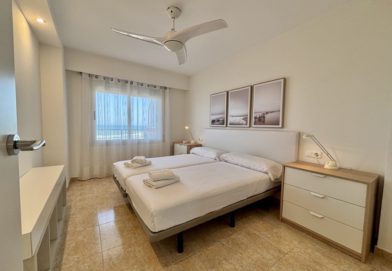 Apartment in Cullera - Beautiful apartment on the beachfront